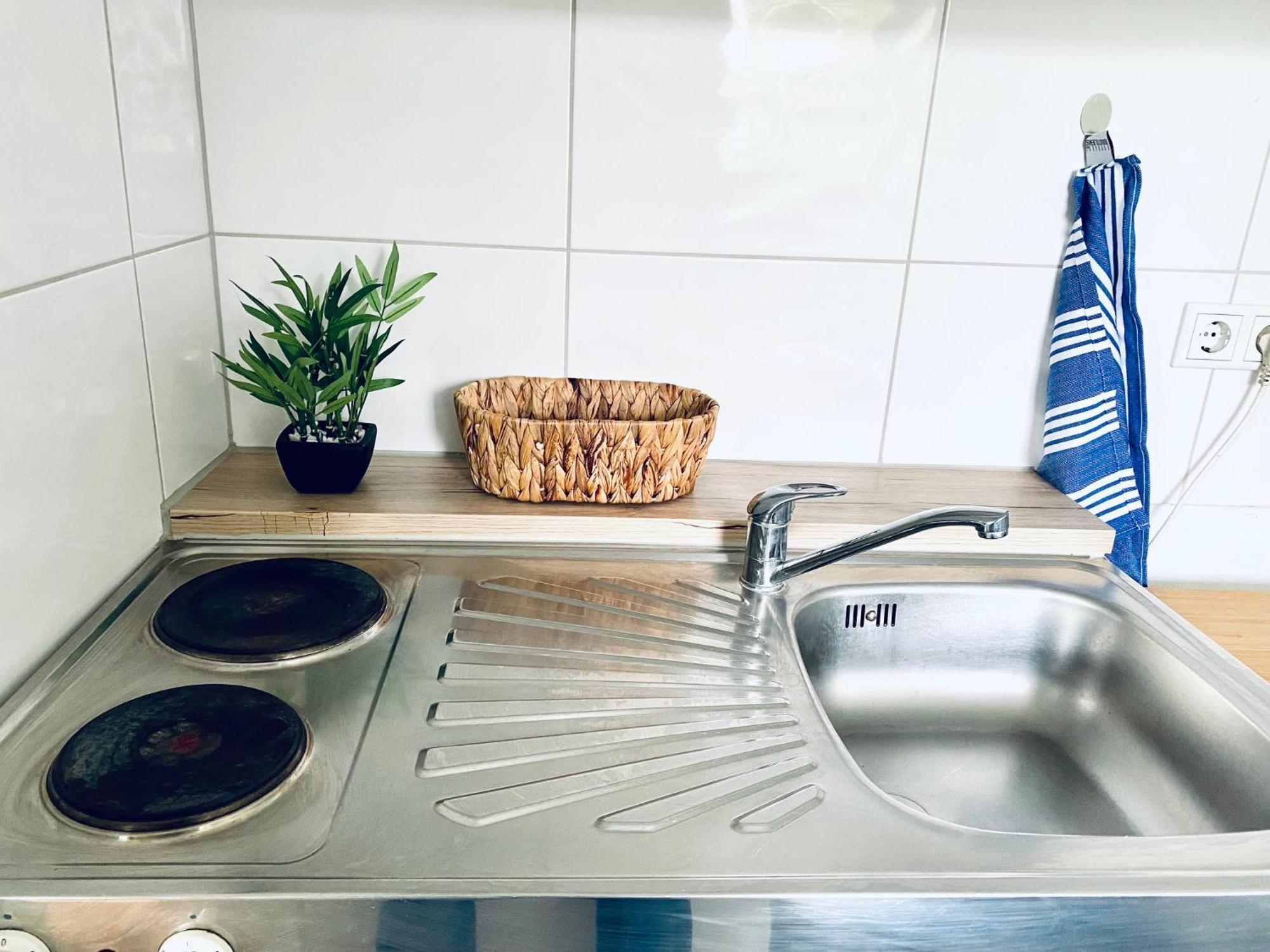 Nice And Calm Apartment In Duesseldorf Bagian luar foto